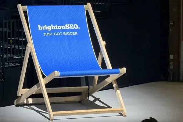 A branded BrightonSEO deckchair